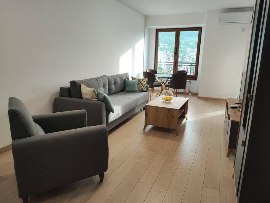Grand View Apartment Skopje Ngoại thất bức ảnh